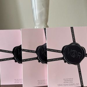 Viktor & Rolf Flower Bomb Eau de Parfum x 3 0.05 fl oz
